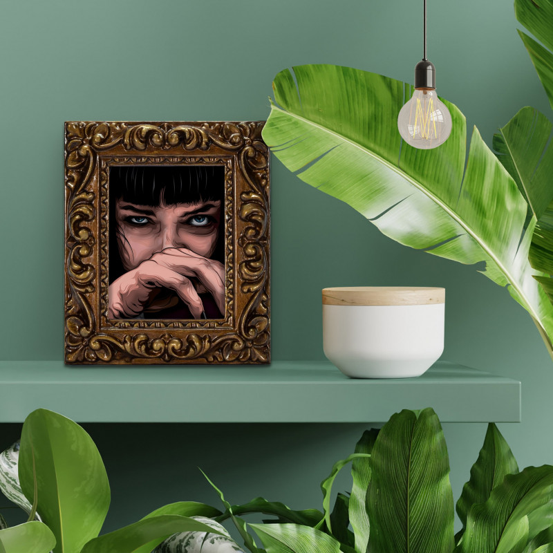 MIA WALLACE - Digital print 11X13 cm of Uma Thurman - Mia Wallace in Pulp Fiction with handcrafted gold frame | Gloomy Stroke